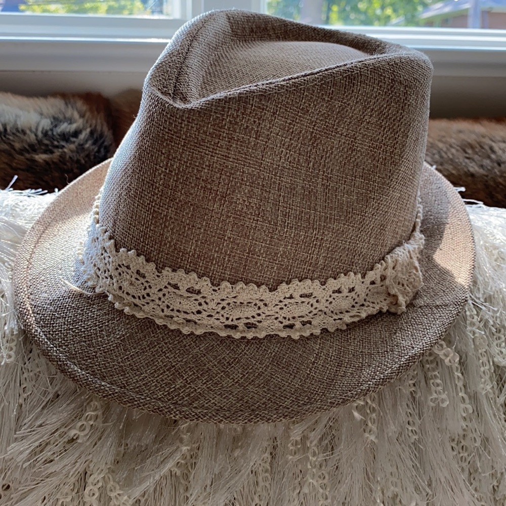 Snazzy Hat One Size. New Without Tags - image 2